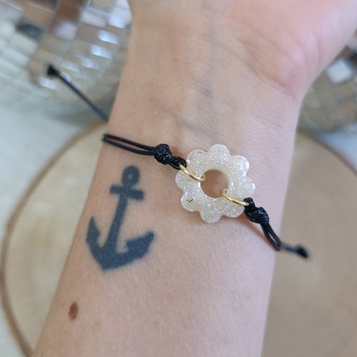 Bracelet _ blanc nacré_ fleur