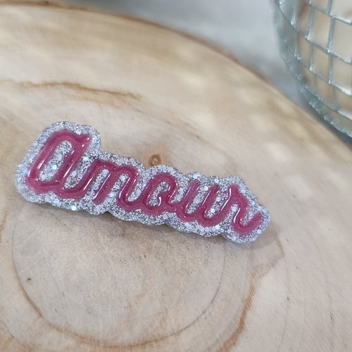 Broche amour