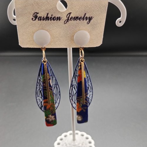 Boucles d'oreilles bois papier tons bleu