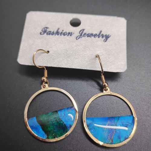 Boucles d'oreilles en résine pendantes