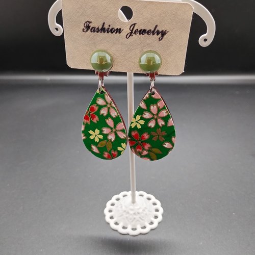 Clip d'oreilles tons verts bois/papier