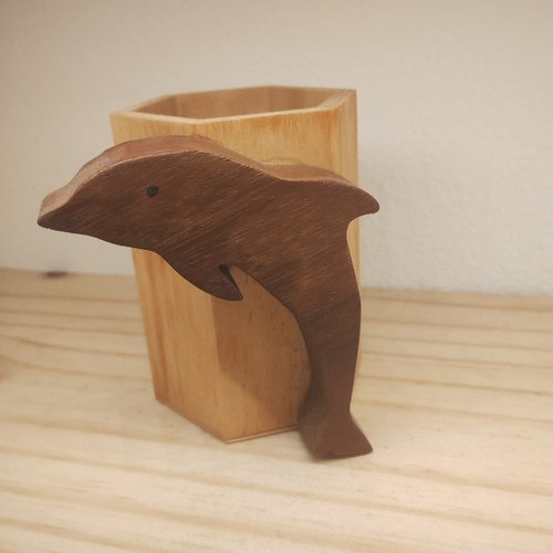 Pot a crayons en bois dauphin