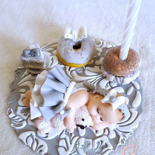 Porte bougie anniversaire bébé fille gris et blanc avec son ourson - au cœur des arts.