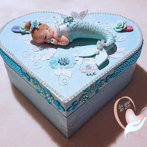 Boite de naissance sirène bébé fille turquoise clair et blanc - au cœur de arts.