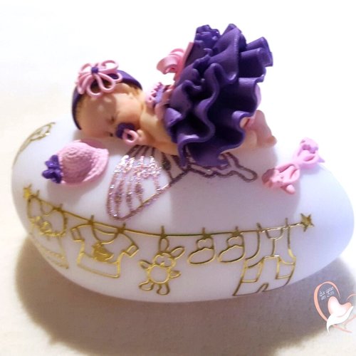 Galet lumineux bébé fille violet brillant et rose - au cœur des arts.