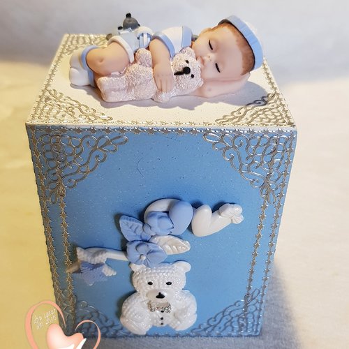 Tirelire bébé garçon bleu et blanc avec son ourson - au cœur des arts.