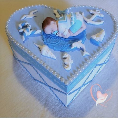 Boite de naissance bébé garçon marin bleu et blanc - au cœur des arts.