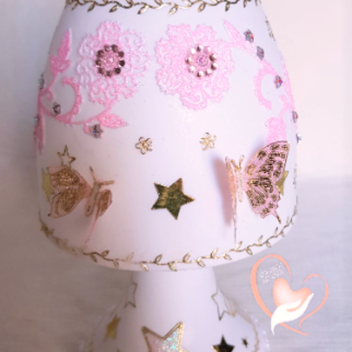 Lampe de chevet blanche bébé fille clochette rose et blanc  - au cœur des arts.