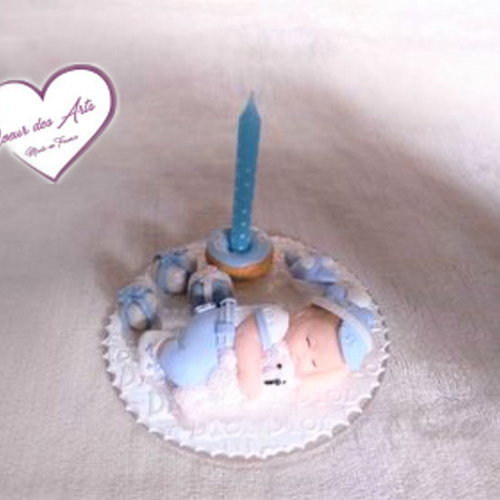 Porte bougie anniversaire bébé garçon bleu et blanc avec son ourson - au cœur des arts.