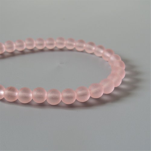 34 perles rondes sea glass rose 6 mm 
