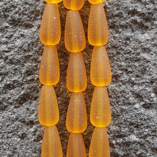 6 poires sea glass saffron yellow, verre recyclé, 16x8 mm