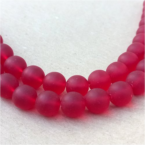 21 perles rondes sea glass, rouge, verre recyclé, 10 mm