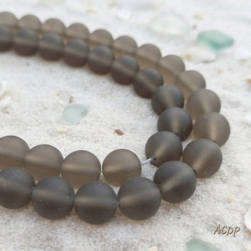 21 perles rondes sea glass, smoky quartz, verre recyclé, 10 mm