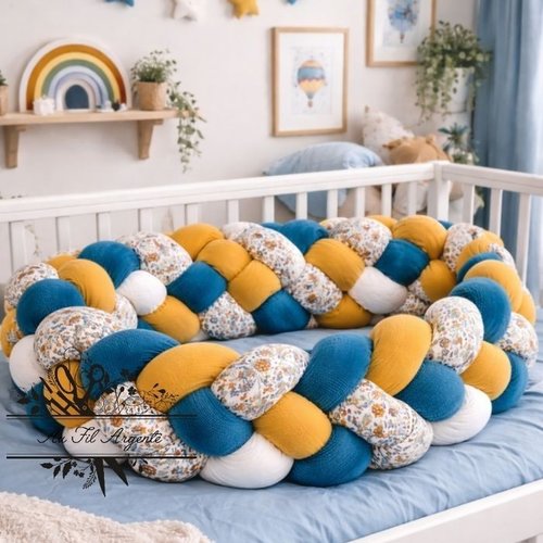 Tresse de lit fine en 4 épis de 4m - fleurs provençales