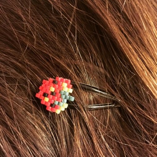 Barrette "fraise"