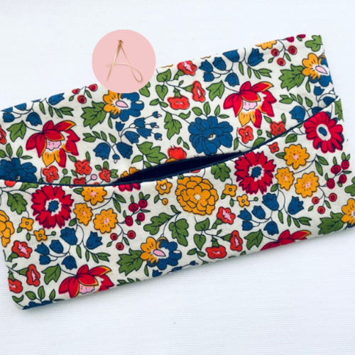 Etui à mouchoirs "fleurs automnales"