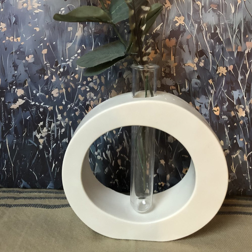Soliflore en plâtre blanc