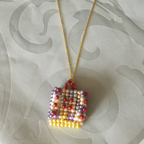 Collier sautoir en chaîne "petit sac"