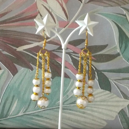 Boucles d'oreilles en chaînes et perles acrylique