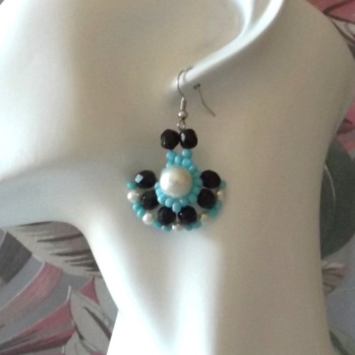 Boucles d'oreilles en perles en verre et acrylique