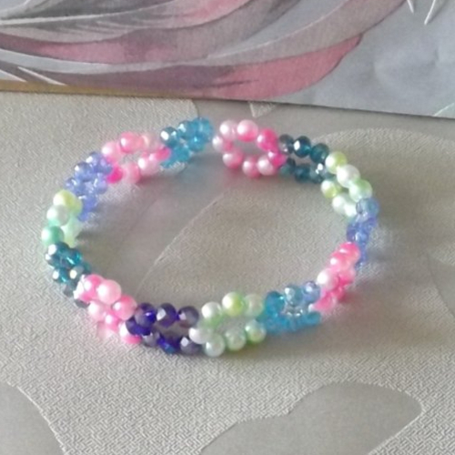 Bracelet en perles à facettes et rondes