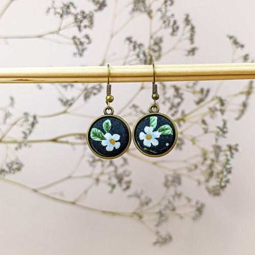 Boucles d'oreilles "vahi" en tissu 38mm