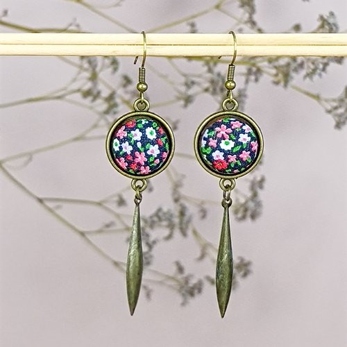 Boucles d'oreilles "tige" en tissu 75mm
