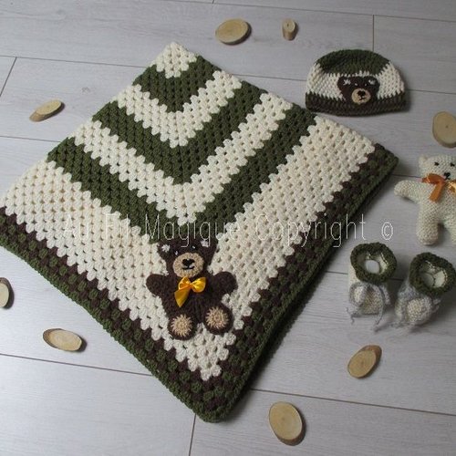 Couverture bonnet chaussons doudou bébé fait-main laine " nounours"