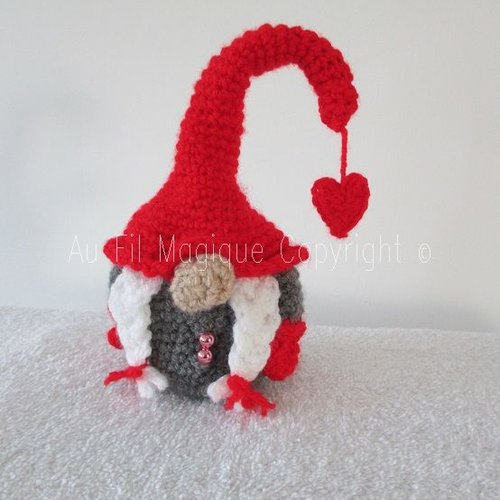 Gnome de noël tricot laine couleur rouge et gris anthracite