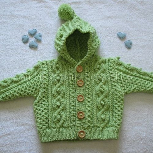 Manteau bébé 6 mois tricot irlandais couleur vert pomme