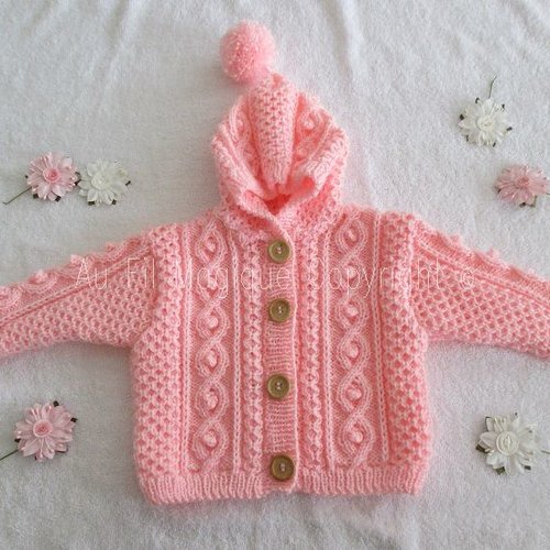 Manteau bébé 6 mois tricot irlandais laine couleur rose pâle