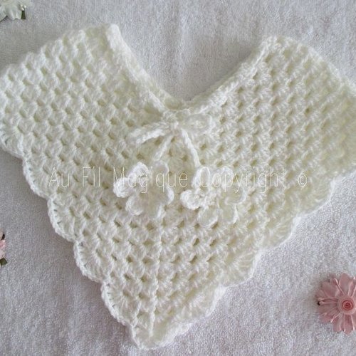 Poncho bébé taille naissance tricot laine couleur blanc