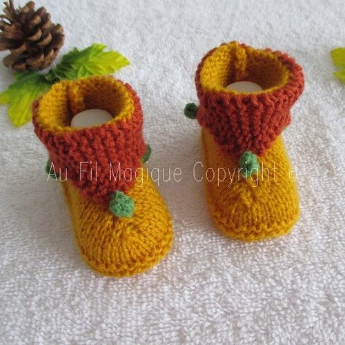 Chaussons bébé "lutin" taille naissance tricot couleur moutarde et rouille