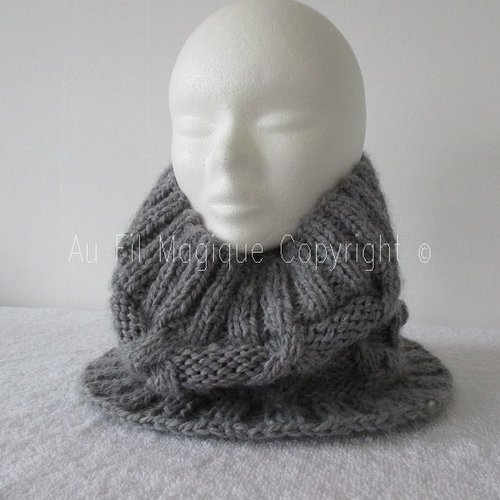 Tour de cou femme "nuage de douceur" tricot laine couleur gris elélphant
