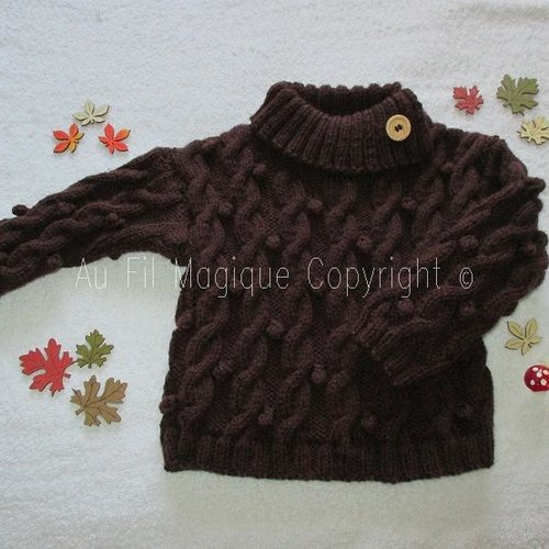 Pull bébé point irlandais tricot fait-main laine couleur chocolat