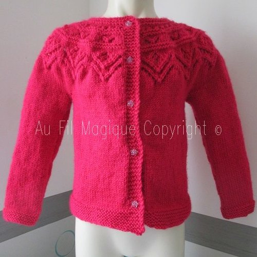 Gilet fille  3 ans tricot ajouré laine couleur rose cerise