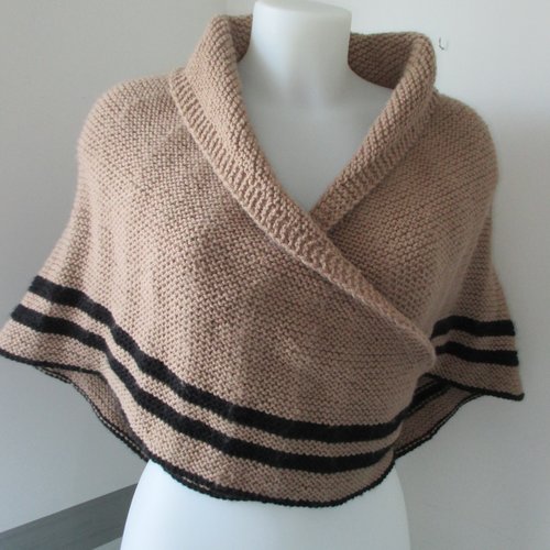 Châle outlander fait-main laine couleur taupe et noir
