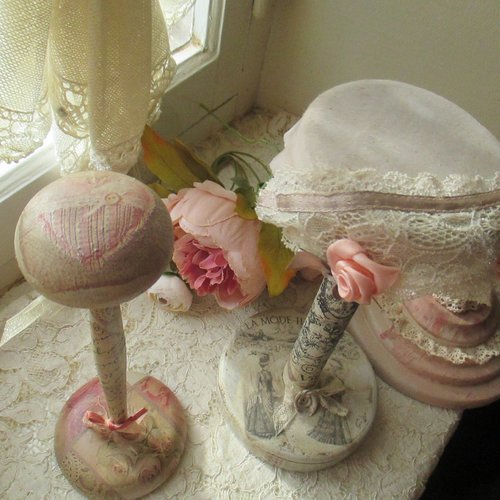 Porte chapeau ancien " shabby roses " - création - au grenier cosy -