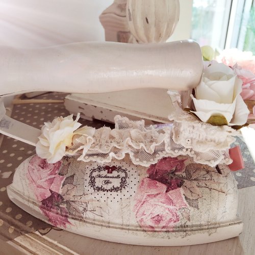 Fer d'antan "  mademoiselle chic " création - au grenier cosy -