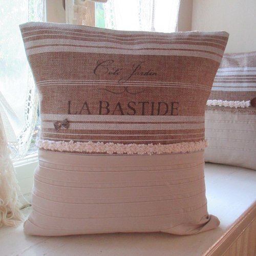 Coussin housse " la bastide " création - au grenier cosy -