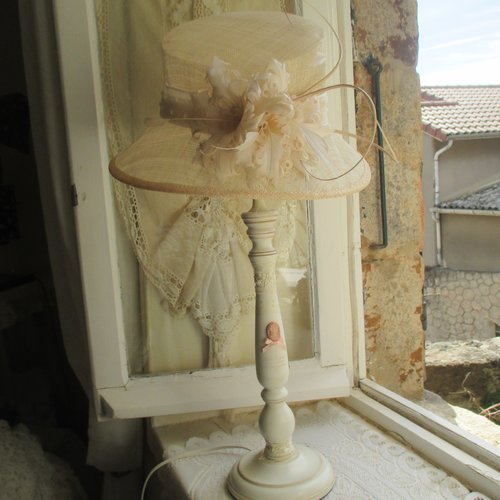 Lampe chapeau d'antan " lily beth ii " création - au grenier cosy -