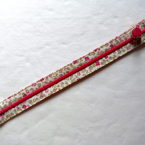 Bracelet en tissu liberty tons pastels et daim couleur rose