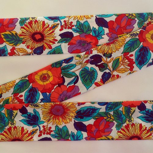Headband,  foulard,  bandeau,ceinture  à nouer, anses de sac, article multifonctions, idée-cadeau.