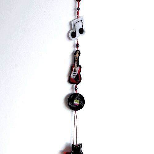 Suspension de porte thème musique