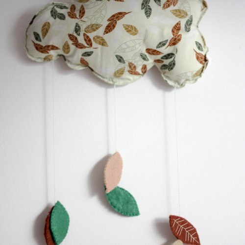Suspension textile nuage feuilles nature