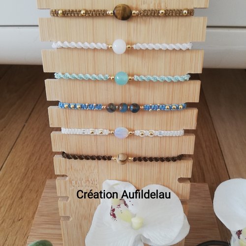 Série  de bracelets en pierres veritables bien être et porte bonh. perles dorées miyuki. 6 couleurs au choix fermoir coulissant