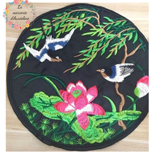 Patch "grues et fleur de lotus"