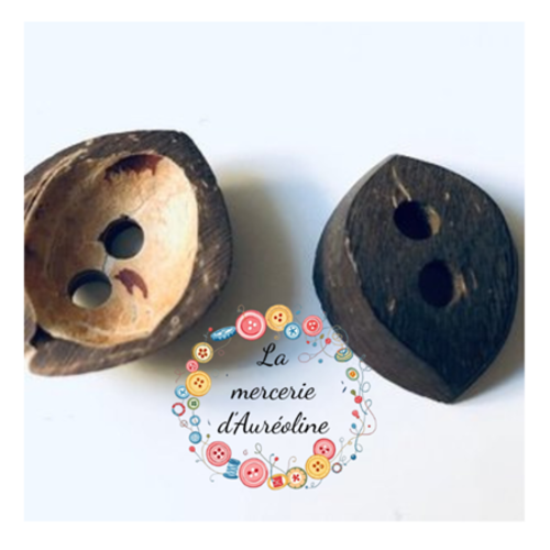 Bouton "coque" en bois - 2cm  x2