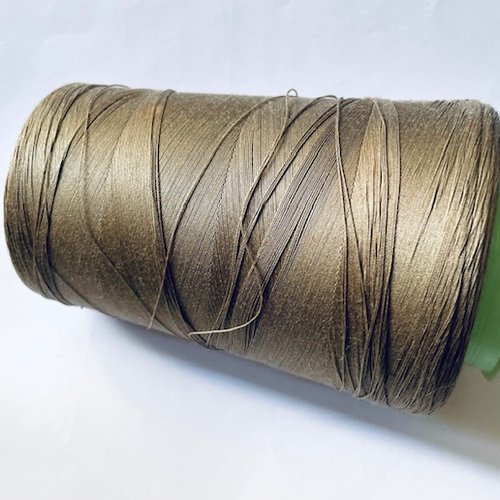 Cône de fil à coudre mastic foncé - 5km