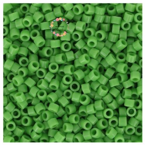 3gr de perles miyuki delica 11/0 - db0724 - vert opaque